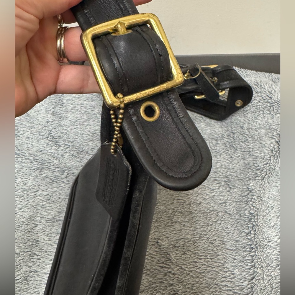 Coach Black Leather Crossbody Bag vintage - Picture 7 of 10